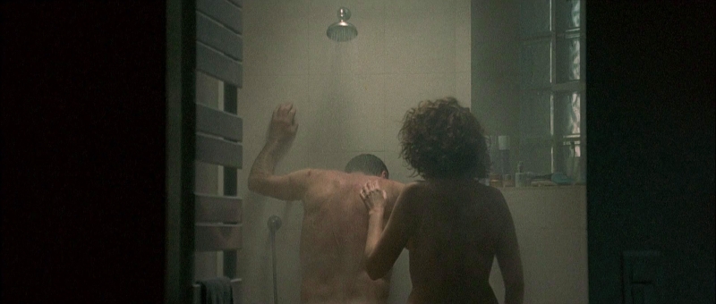 Valeria Golino против ветра nude