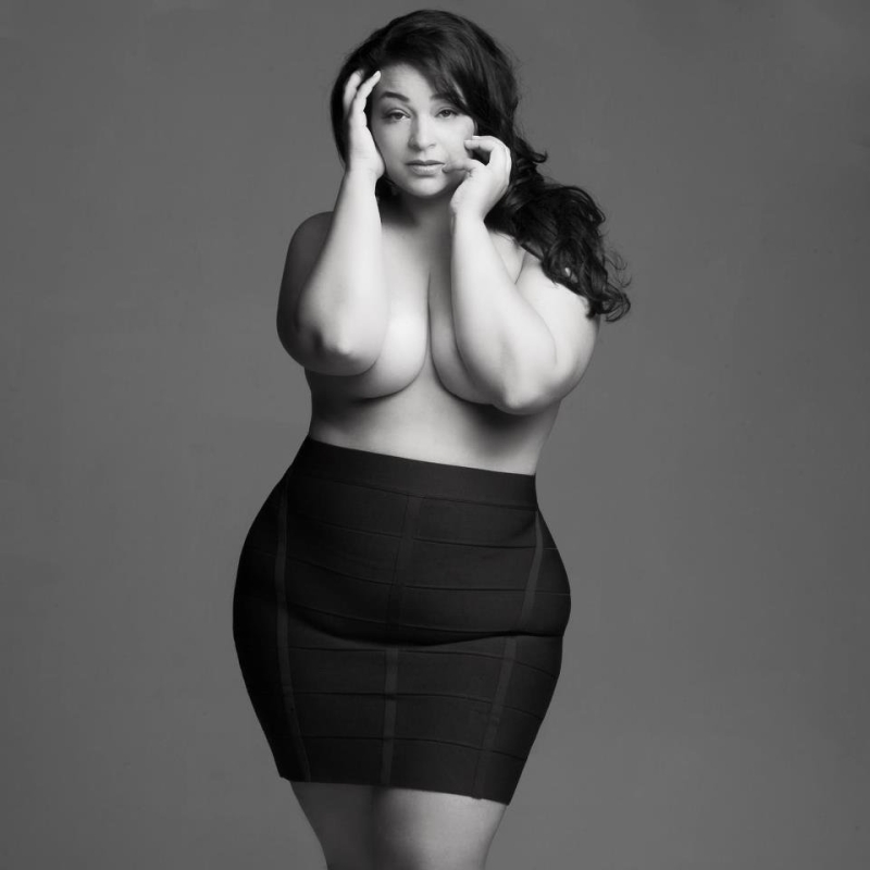 Модель Plus Size Эшли Грэм голая