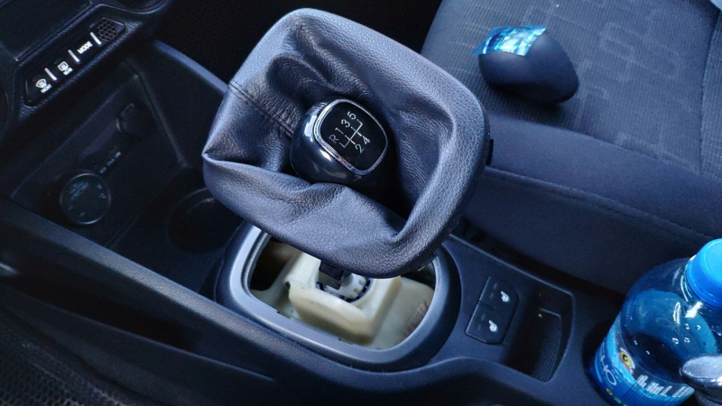 Kia Rio ручка коробки передач