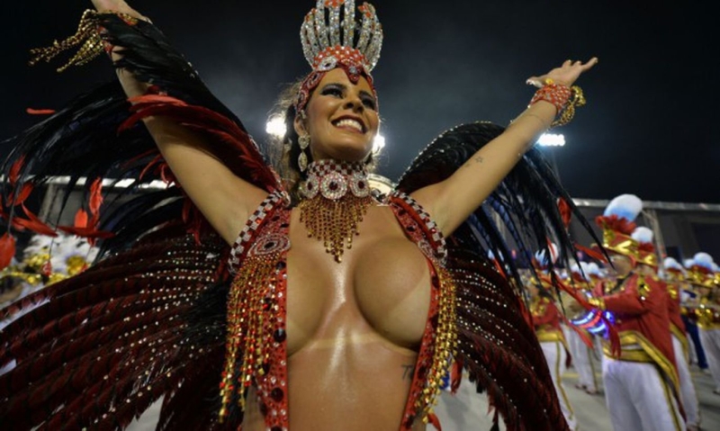 Голые бразильянки Brazilian Carnival 2020