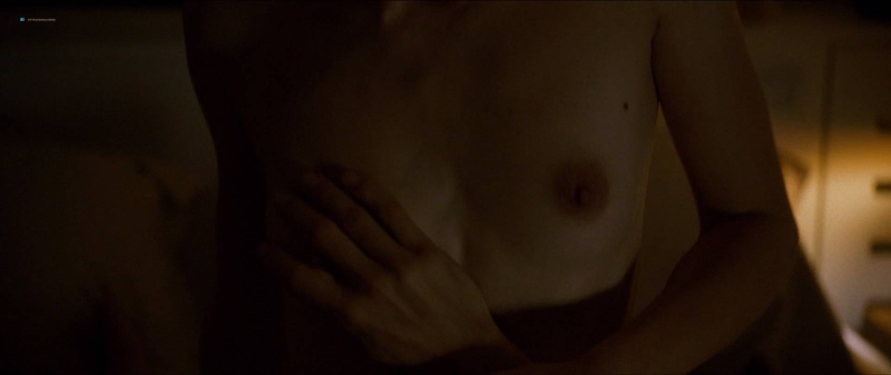 Молода и прекрасна 2013 nude