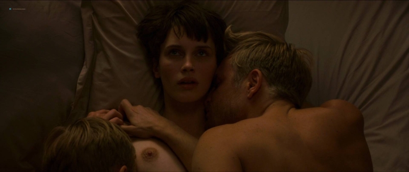 Marine Vacth молода и прекрасна xxx